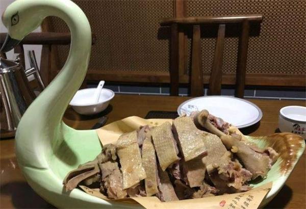 一品香鹅火锅