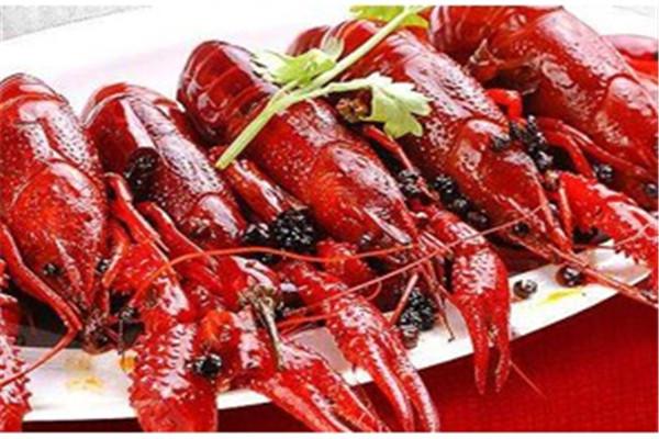 麻辣诱惑小龙虾鱼蛙