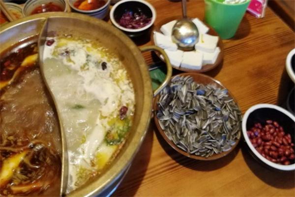 鸿运餐厅加盟