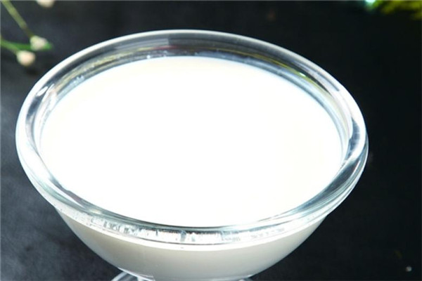 牛乳星鲜奶吧加盟