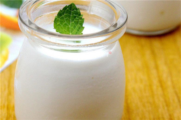 牛乳星鲜奶吧加盟