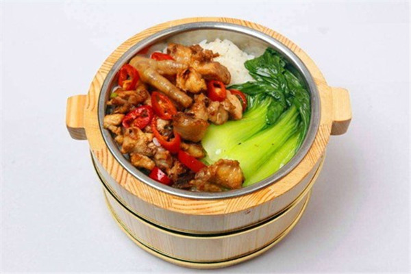叭叭嘴桶饭加盟