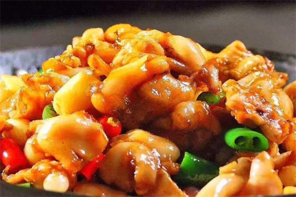 富贵牛蛙饭加盟