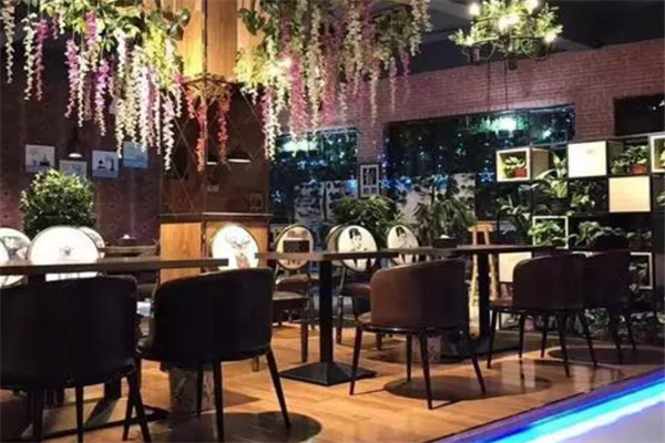 甄约主题餐厅加盟