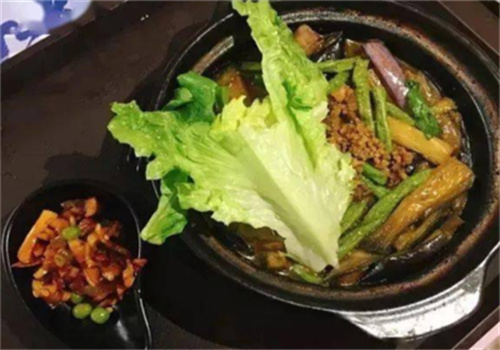 御火肴热卤饭