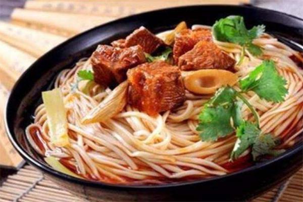 潮鑫汤粉面加盟