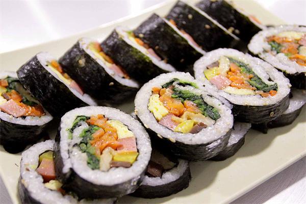 长颈鹿紫菜包饭