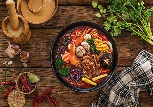 烫趟鲜麻辣烫