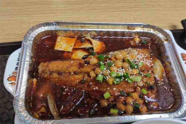小鱼请客无骨烤鱼加盟