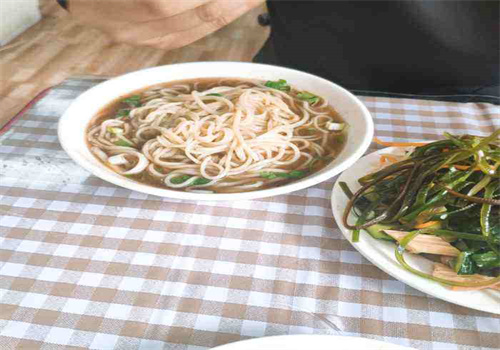 许家鸡味抻面