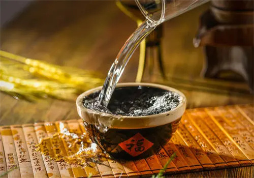 五粮液现代人酒