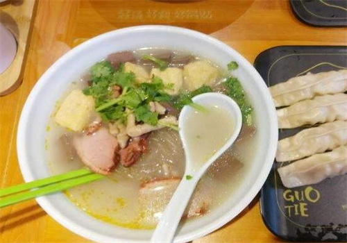 小坏娘鸭血粉丝