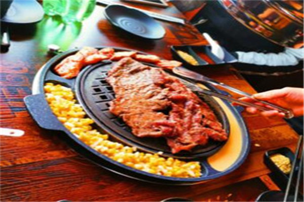 韩宫道木炭烤肉