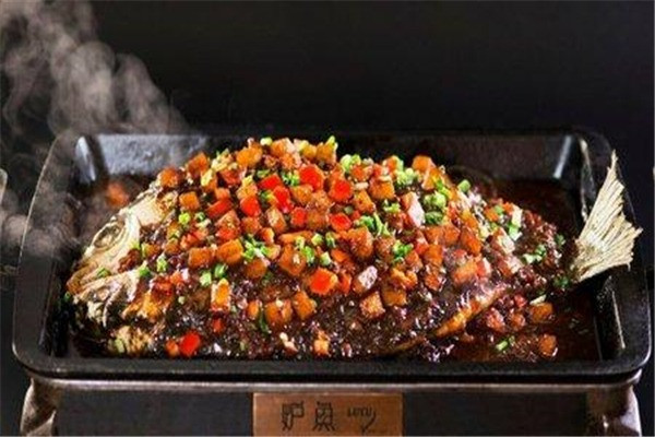 江边山城干锅烤鱼加盟