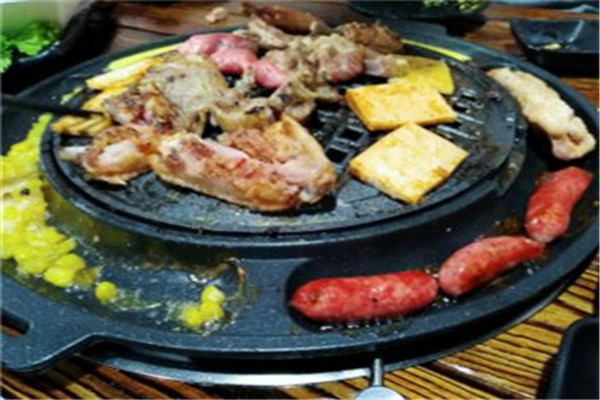 韩宫道木炭烤肉