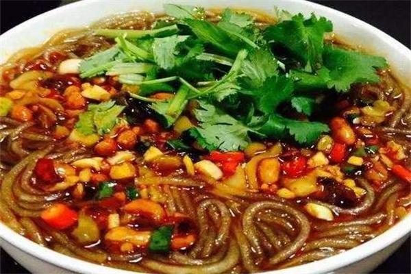 渝百万酸辣粉加盟