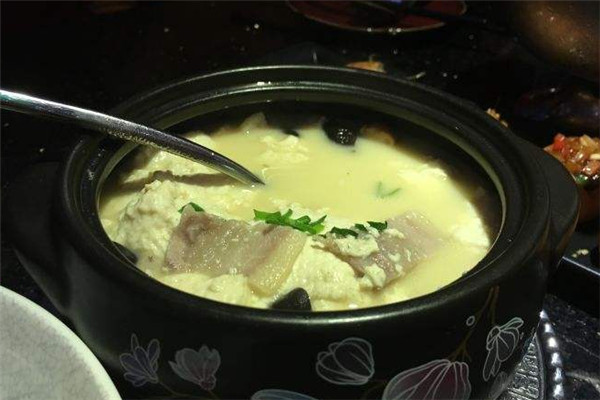 爱玲砂锅加盟