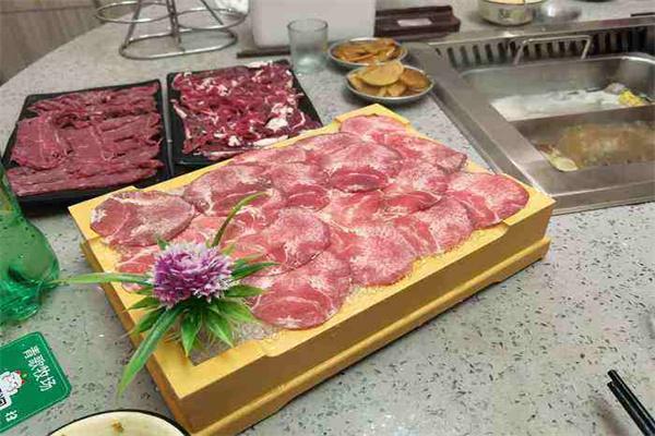 青歌牧场羊肉火锅