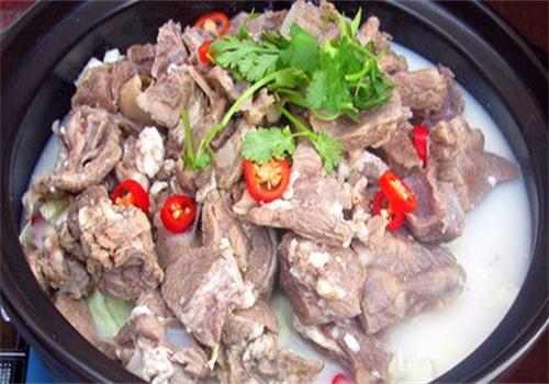 传奇羊肉砂锅