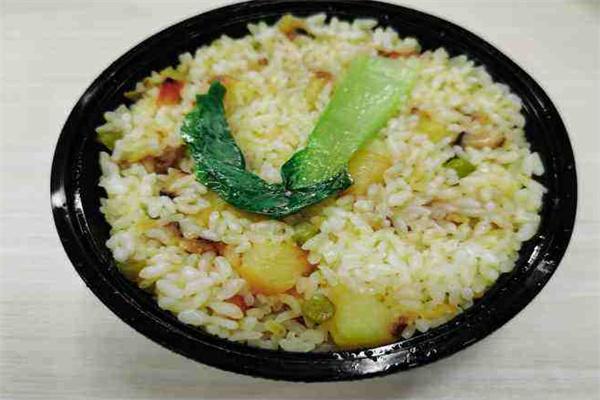 回味碗土家洋芋饭加盟