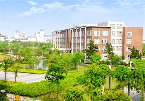云麦学院