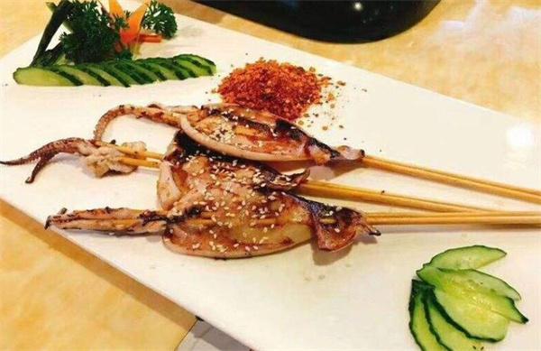 包黑炭海鲜牛排自助烤肉