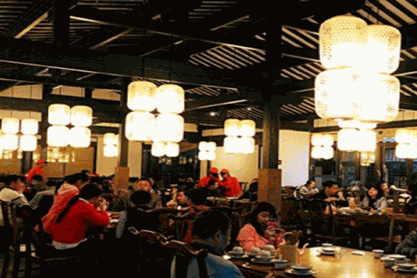 老字号鸡毛店