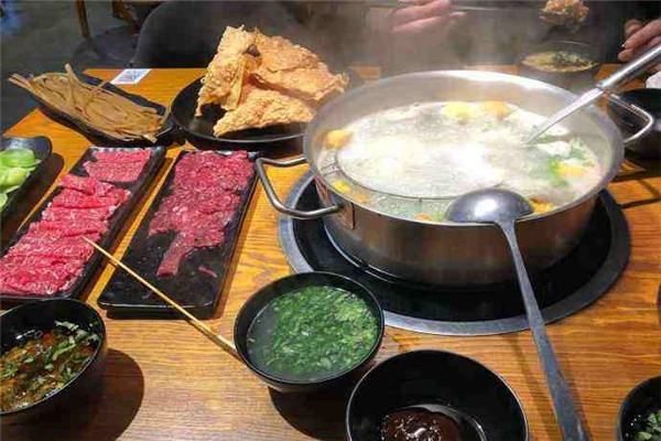 方竹笋火锅店加盟