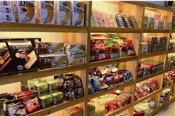 萌芽熊零食店