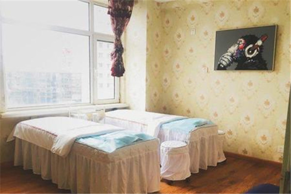 兰可舍芮美容院加盟