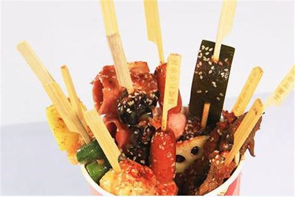 乐师傅串串杯加盟