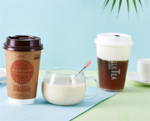 乌泷奶茶