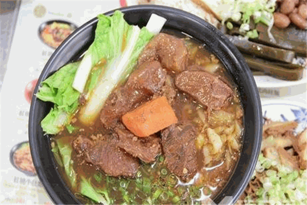 鸿源牛肉馆加盟