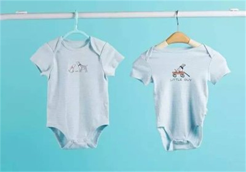 乐酷熊婴儿衣服