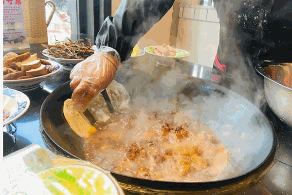 三里屯土灶台加盟