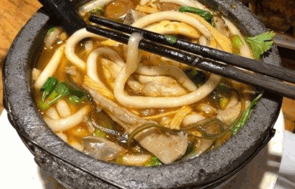 姐弟俩土豆粉