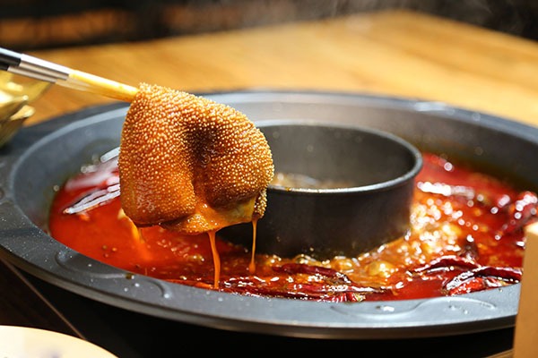 那先生泡椒牛肉串串火锅
