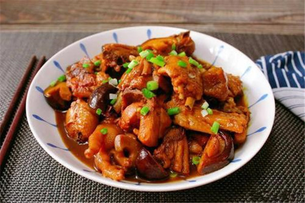 黄妈厨房黄焖鸡米饭