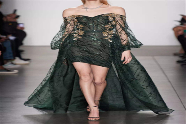 美丽花服饰
