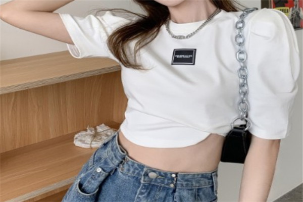 衣丝蔓女装加盟