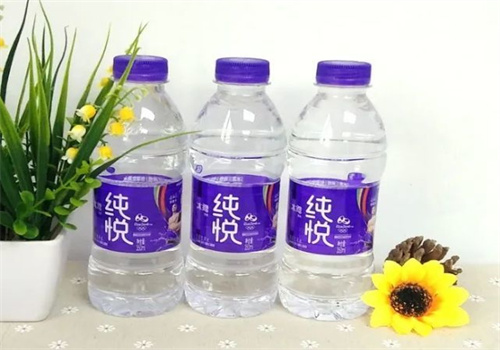 冰露纯悦矿泉水