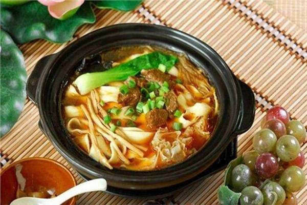 齐氏风味砂锅面加盟