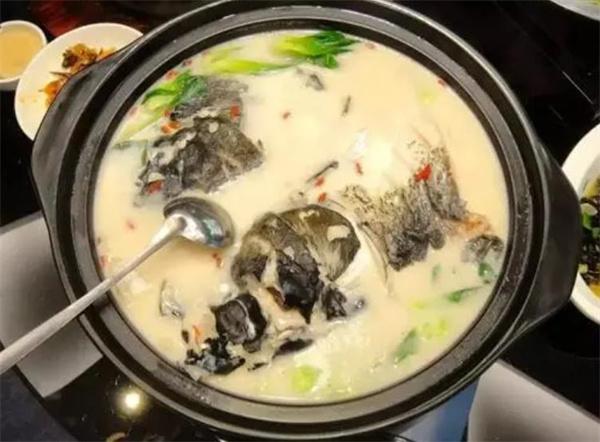 石斑鱼火锅