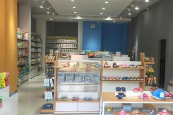 毛毛虫母婴店