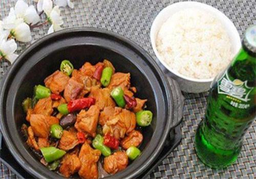 一品黄焖鸡米饭