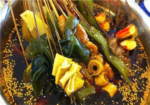 打灯笼豆花串串香