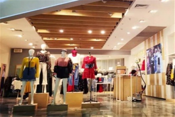 viido女装店