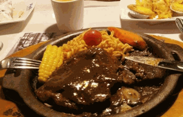 牛扒姐姐主题餐厅