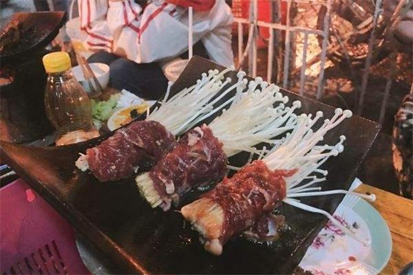 哥俩瓦片烤肉加盟