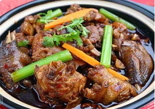 鸡公煮艺鸡公煲